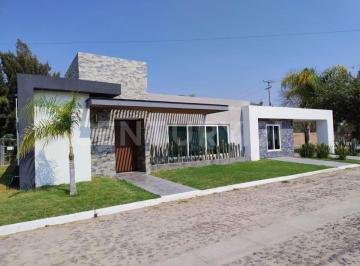 Casa · 290m² · 3 Recámaras · Casa en Venta en del Pedregal, Celaya, Guanajuato