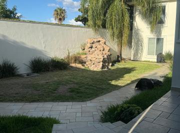 Casa de 3 habitaciones, San Pedro Garza García · Hermosa Casa en Renta en La Cima
