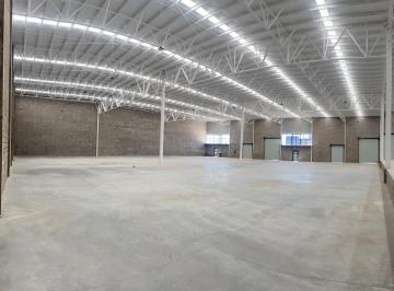 Bodega comercial , Chihuahua · En Renta Bodegas (915 m² Hasta 10,008 M&sup2;) // Complejo Industrial Privado.