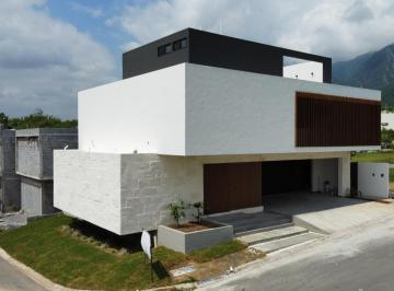 Casa de 4 habitaciones, Santiago · Casa en Monterrey, Carretera Nacional: Bosques de Las Misiones