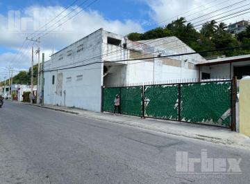 Bodega comercial · 1000m² · Se Vende o Renta Bodega Grande con Oficinas a La Entrada de Lerma, Campeche.