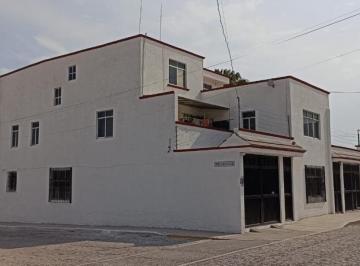 Casa · 664m² · 7 Recámaras · 4 Estacionamientos · Casa en Venta en La Condesa (Sómbrerete y Pie de La Cuesta)