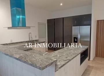 Departamento · 222m² · 3 Recámaras · 2 Estacionamientos · Penthouse Amueblado en Renta