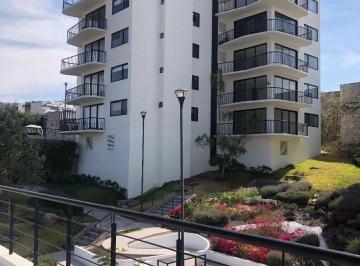 Departamento · 103m² · 2 Recámaras · 2 Estacionamientos · Departamento Amueblado Renta Lomas de Juriquilla