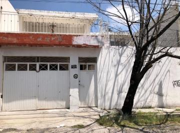 Casa · 254m² · 6 Recámaras · 3 Estacionamientos · Casa en Venta en Villas de Guadalupe (Satélite)