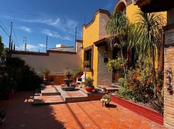 Casa · 290m² · 5 Recámaras · 4 Estacionamientos · Venta Casas Queretaro Juriquilla San Francisco San Silvestre