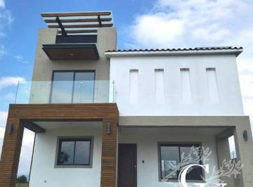 Casa en condominio · 286m² · 3 Recámaras · 2 Estacionamientos · Casa en Condominio en Condado del Valle