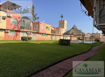 Casa en condominio · 100m² · 3 Recámaras · 1 Estacionamiento · Casa en Condominio en Las Gaviotas