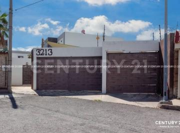 Casa · 593m² · 9 Recámaras · 7 Estacionamientos · Casa en Venta Quintas del Sol, Chihuahua