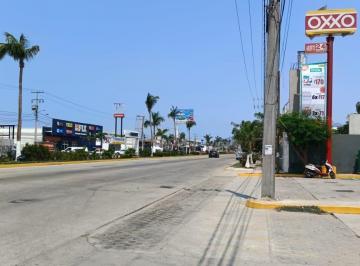 Terreno / Lote · 680m² · Terreno en Venta Sobre Blvd, de Las Naciones