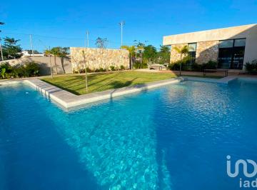 Casa · 222m² · 3 Recámaras · 3 Estacionamientos · Casa en Venta a 20 Minutos de Progreso Yucatan