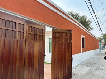 Casa · 264m² · 3 Recámaras · 2 Estacionamientos · Increible Casa en Venta Merida, Cerca Centenario (Nvc - 2322)