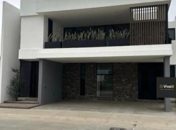 Casa de 3 habitaciones, Aguascalientes · Venta de Casa Al Norponiente en Tamarindos