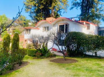 Casa de 3 habitaciones, Cuajimalpa de Morelos · Única Oportunidad en Precio Casa Más 4 Departamentos y Amplio Jardín.