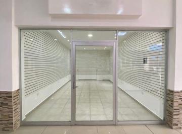Local en centro comercial · 32m² · 7 Estacionamientos · Renta de Local Comercial en Plaza Fiesta Walmart Piedras Negras
