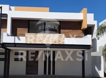 Casa · 307m² · 4 Recámaras · 3 Estacionamientos · Rhv Casa Venta El Pueblito Portanova