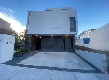 Casa de 3 habitaciones, El Marqués · Casa en Venta en Zibata