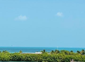 Terreno / Lote · 414m² · Terreno en Venta en Puerto Cancún