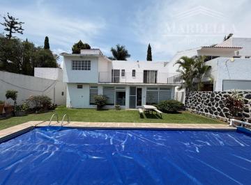 Casa de 4 habitaciones, Atlatlahucan · Adquiera Esta Casa en Excelente Precio, Recientemente Remodelada. Ubicada en Calle Tranquila