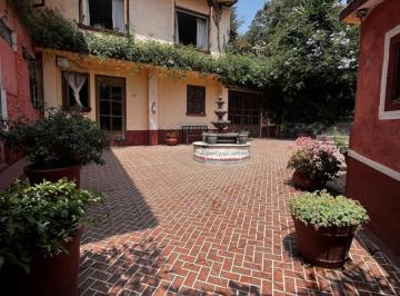 Casa · 1300m² · 17 Recámaras · 12 Estacionamientos · Casa en Venta en Fraccionamiento Real Monte Casino