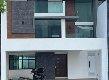 Casa de 4 habitaciones, San Andrés Cholula · Espectacular Casa Nueva en Venta en Lomas de Angelópolis, Opción a 4a Recámara