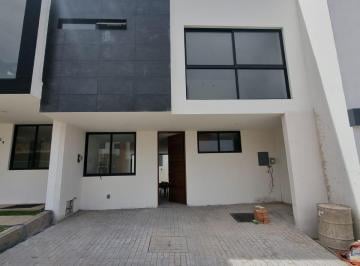 Casa de 3 habitaciones, Zapopan · Casa en Venta en Sienna Capital Norte