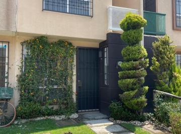 Casa · 67m² · 3 Recámaras · 1 Estacionamiento · Casa en Venta en La Florida