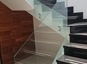 Casa · 350m² · 3 Recámaras · 3 Estacionamientos · Casa en del Valle