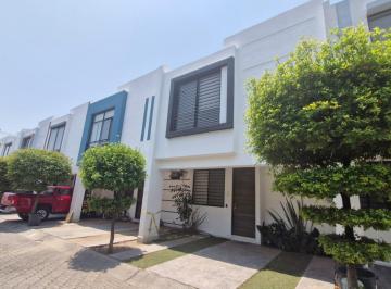 Casa en condominio de 3 habitaciones, Zapopan · Zona Real Coto Armonia Habitat Casa en Renta Av Aviación Coto Privado