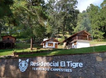 Terreno / Lote · 1076m² · 4 Estacionamientos · Terreno - Pueblo Mazamitla