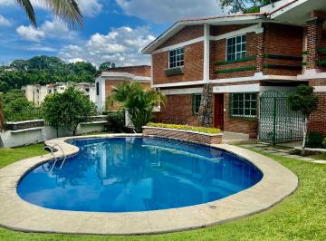 Casa en condominio de 4 habitaciones, Cuernavaca · Renta o Venta de Casa en Condominio Dentro del Fraccionamiento Los Cizos