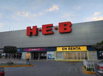 Local en centro comercial , San Luis Potosí · Amplio Local de 130 m², en Plaza Real, Av Himno Nacional.