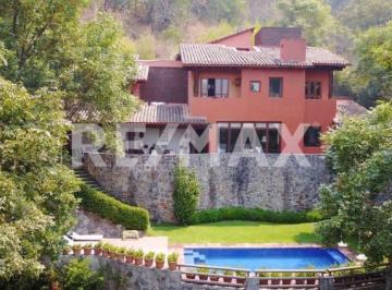 Casa · 2597m² · 5 Recámaras · 5 Estacionamientos · Casa en Venta - (4)