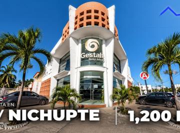 Edificio · 1200m² · 4 Recámaras · 4 Estacionamientos · Edificio de 1,200 m² en Venta en Cancún, Av Nichupté