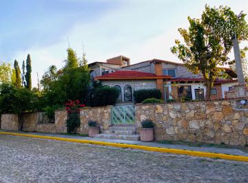Angie Garduno Casa con departamento · Casa en Venta Tequisquiapan