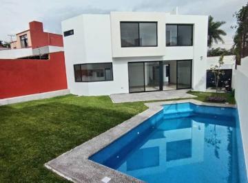 Casa · 197m² · 3 Recámaras · 2 Estacionamientos · Casa en Fraccionamiento en Lomas de Tetela Cuernavaca - Maz - 2032 - Fr