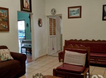 Casa · 181m² · 4 Recámaras · 3 Estacionamientos · Casa con Local Comercial en Venta Sobre Blvd Forjadores La Paz Baja California Sur