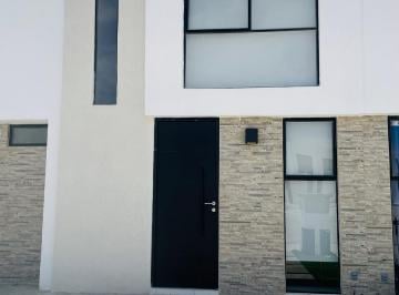 Fachada. · Casa en Fracc. Los Lagos Modelo Madrid
