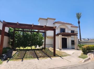 Casa de 3 habitaciones, Mexicali · Excelente Propiedad en Renta Zona Dorada Puerta de Alcalá