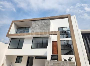 Casa · 310m² · 3 Recámaras · 3 Estacionamientos · Casa en Venta en Vista Horizonte Madin, Bellavista, Atizapán de Zaragoza.