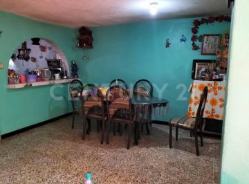 Casa · 339m² · 7 Recámaras · 1 Estacionamiento · Venta de Casa, Atizapán de Zaragoza, Edo de Mexico