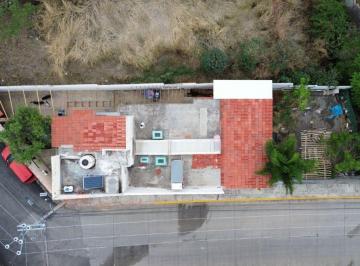 Casa · 200m² · 3 Recámaras · 2 Estacionamientos · Oportunidad, Casa en Esquina
