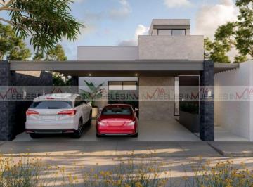 Casa · 385m² · 3 Recámaras · 3 Estacionamientos · Casa en Venta en San Pedro Garza García