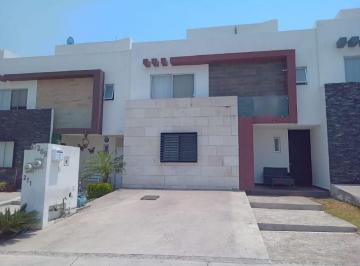 Casa en condominio de 4 habitaciones, Querétaro · Linda Casa en Venta en Grand Juriquilla, Queretaro