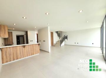 Casa de 5 habitaciones, Querétaro · Residencia con Rec en Pb y Roof de Venta en La Vista