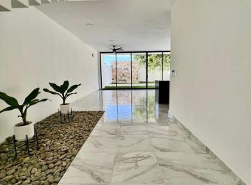 Casa · 310m² · 3 Recámaras · 3 Estacionamientos · Casa en Venta de 3 Habitaciones Para Estrenar