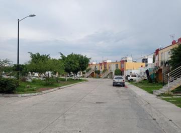 Dúplex de 2 habitaciones, Querétaro · Casa en Venta de 3 Habitaciones Cerca de Peñaflor (Es un Duplex)