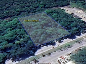 Terreno / Lote · 3460m² · Terreno Sobre Av Maxuxac 3,460 m² Uso Comercial o Bodega