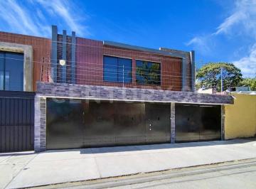 Casa · 400m² · 5 Recámaras · 3 Estacionamientos · Casa en Venta, Juan Manuel Vallarta, Zapopan, Jalisco