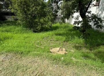 Terreno / Lote en Venta Bosques del Valle · Terreno con 418 m² Superficie de Terreno en Venta, Bosques del Valle
